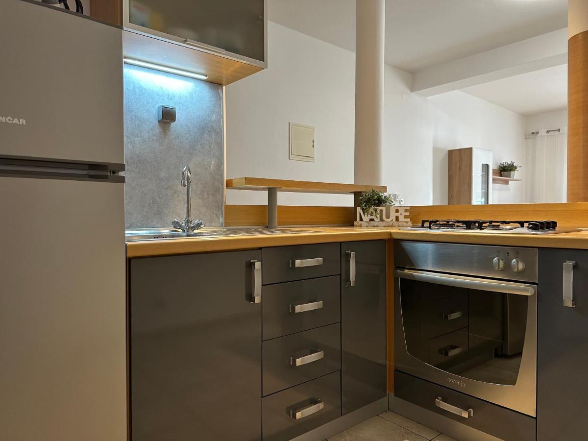 Apartmani Roko Biograd Na Moru Bagian luar foto