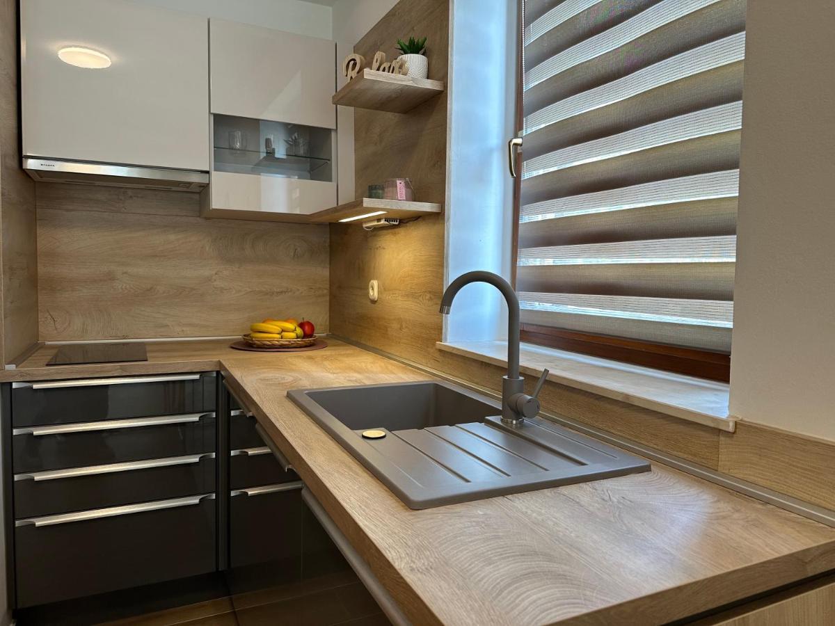 Apartmani Roko Biograd Na Moru Bagian luar foto