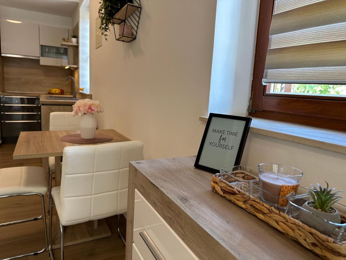 Apartmani Roko Biograd Na Moru Bagian luar foto
