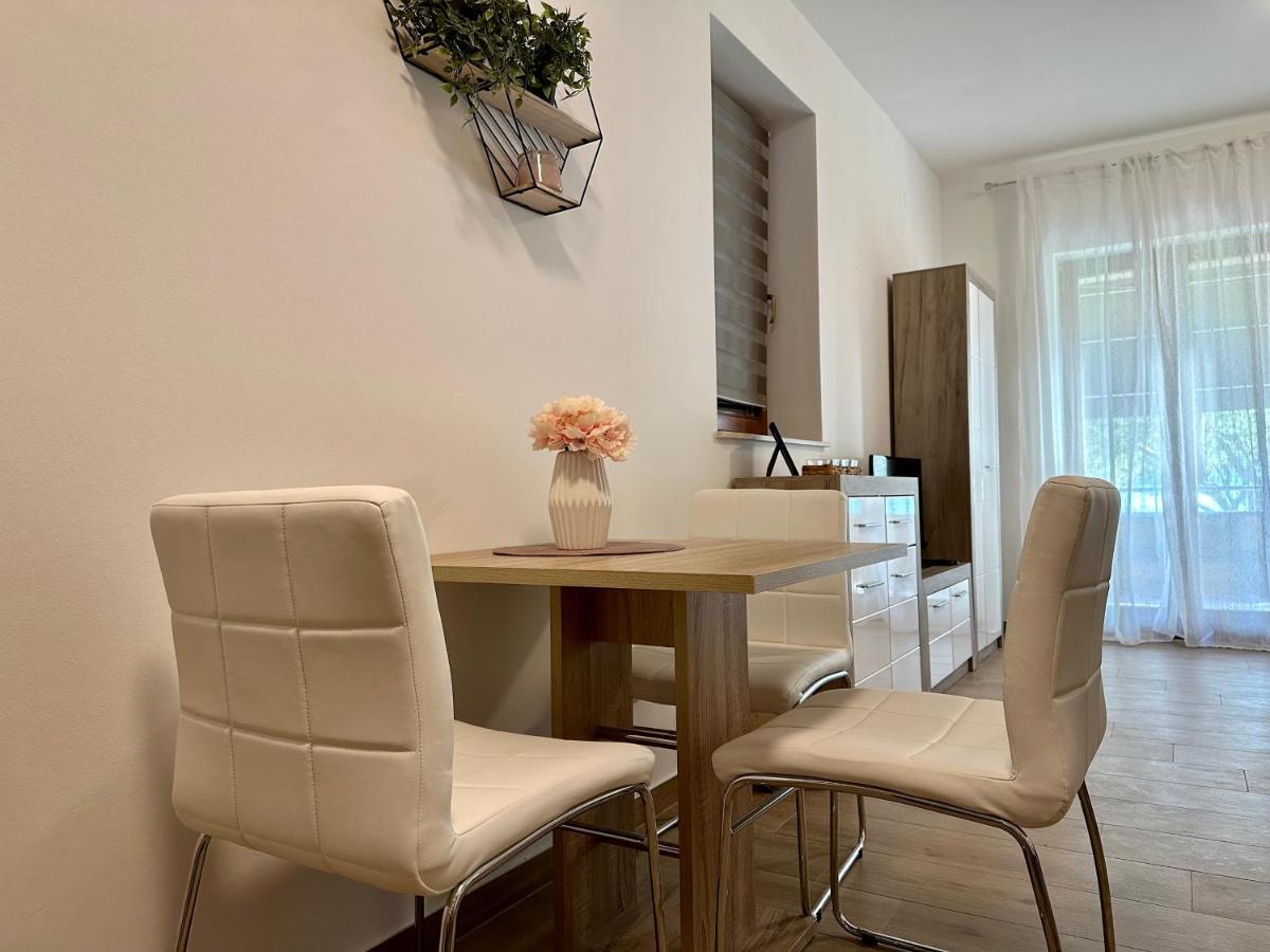 Apartmani Roko Biograd Na Moru Bagian luar foto