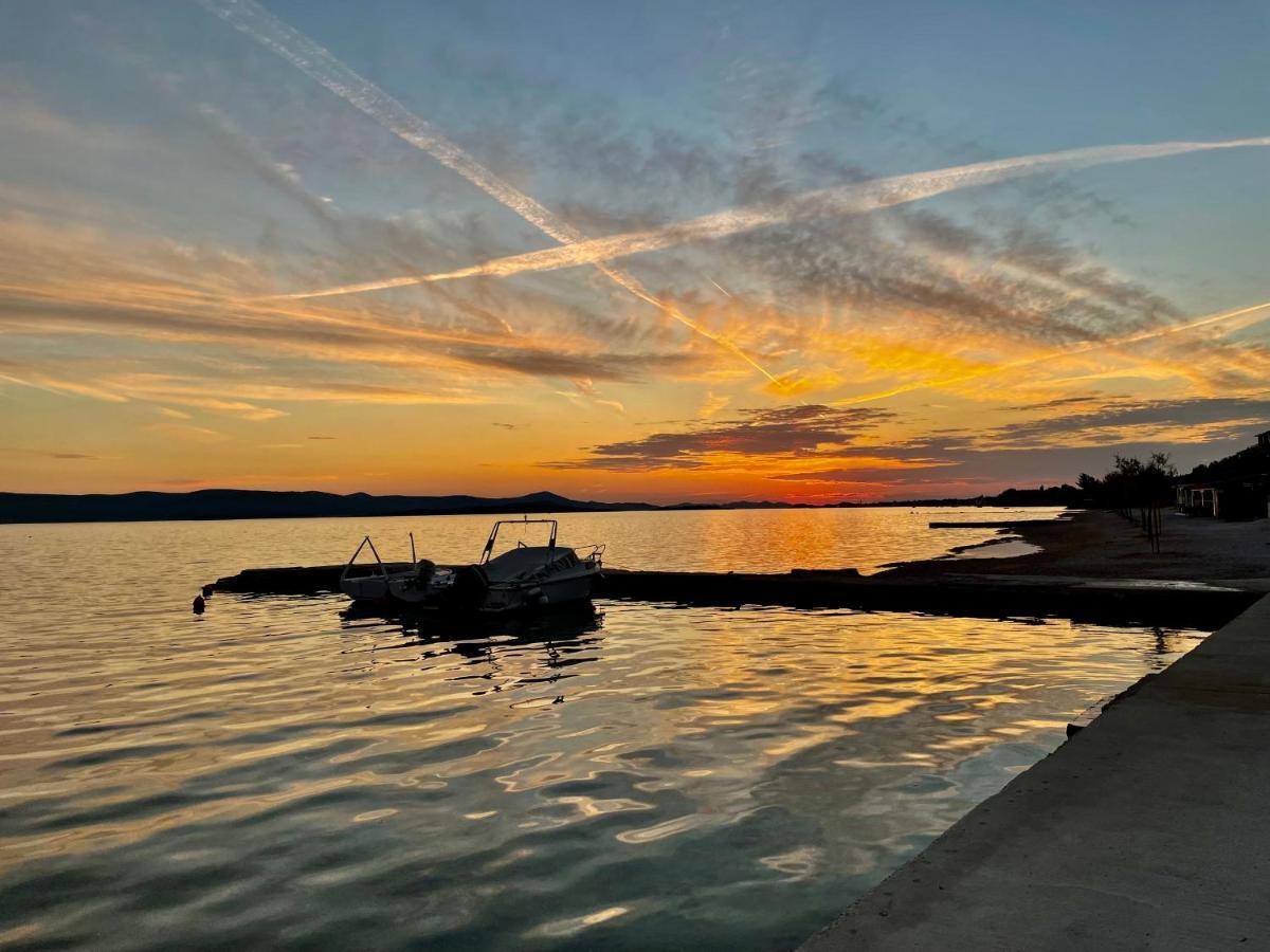 Apartmani Roko Biograd Na Moru Bagian luar foto
