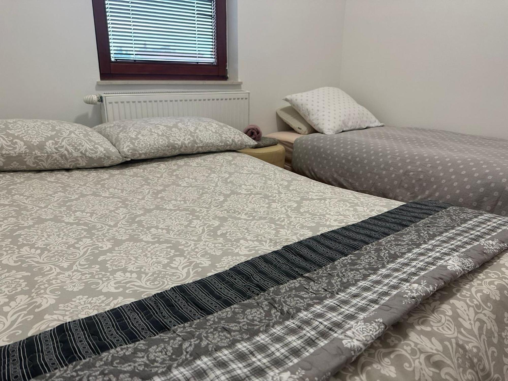 Apartmani Roko Biograd Na Moru Bagian luar foto